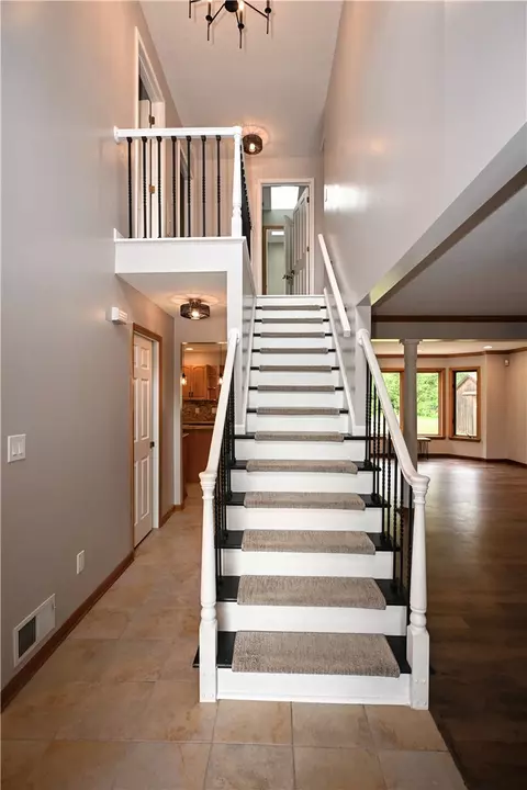Entry Way - 2381 Mount Vernon Ave, Export, PA 15632 photo 1 of 4