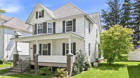 221 S Mercer Ave, Sharpsville, PA 16150