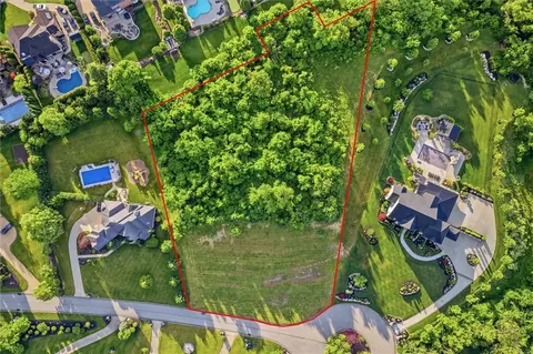 3215 Check Dr, Clairton, PA 15025