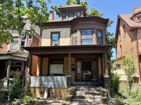 1213 Wood, Pittsburgh, PA 15221