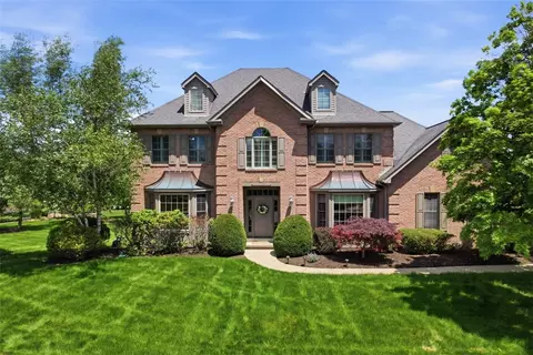 2018 Condor Ln, Gibsonia, PA 15044