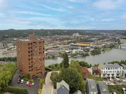 1700 Grandview #202, Pittsburgh, PA 15211