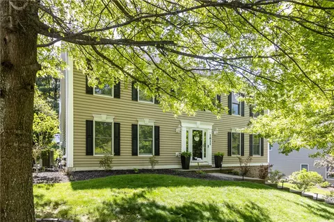 1611 Robin Ct, Pittsburgh, PA 15237