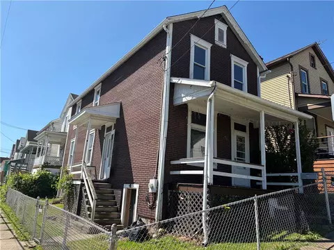 501 8th St, Charleroi, PA 15022