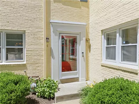 6833 Meade St #6, Pittsburgh, PA 15208
