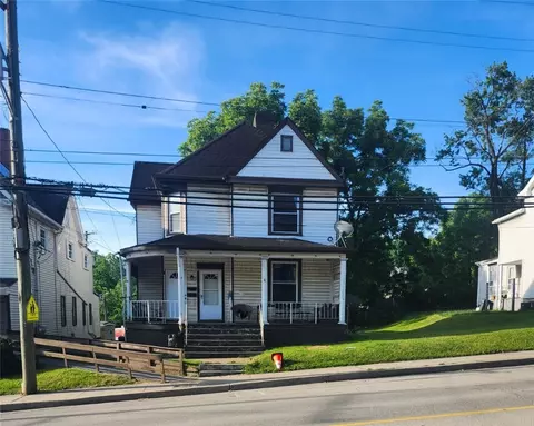 540 W Chestnut St, Washington, PA 15301