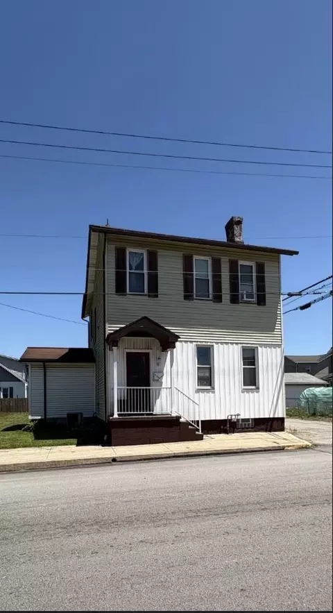 306 Jefferson St, Latrobe, PA 15650