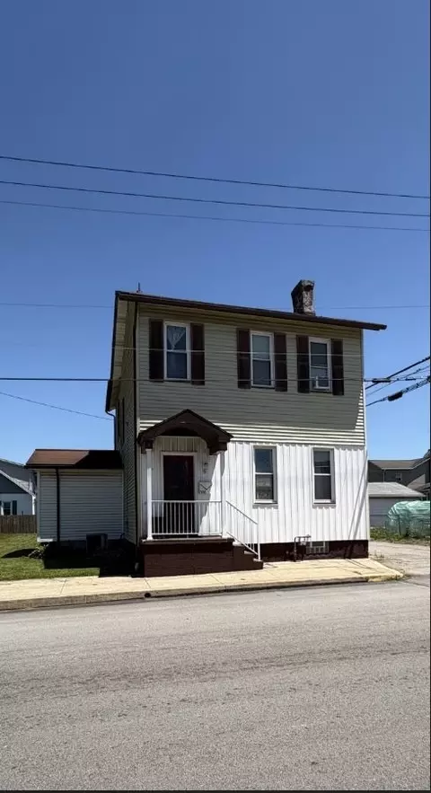 306 Jefferson St, Latrobe, PA 15650