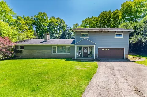 468 Cherokee Dr, Butler, PA 16001