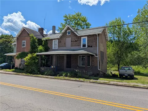 732 N Warren Ave, Apollo, PA 15613