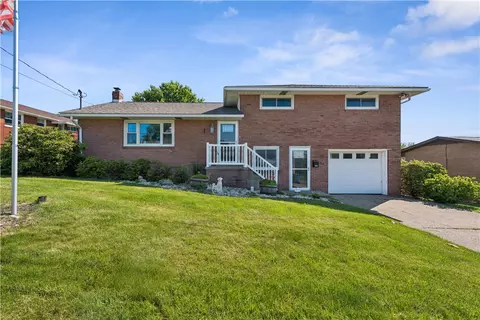33 Barbara Rd, Latrobe, PA 15650