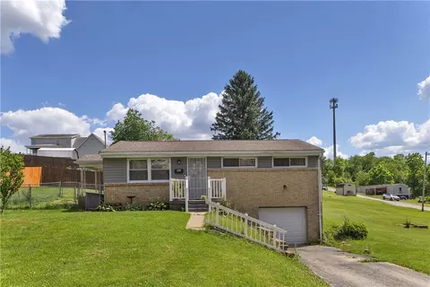 402 Highland St, Herminie, PA 15637