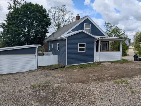 15 Dunn Ave, Blairsville, PA 15717