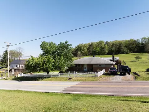 2741 Route 982, Mount Pleasant, PA 15666