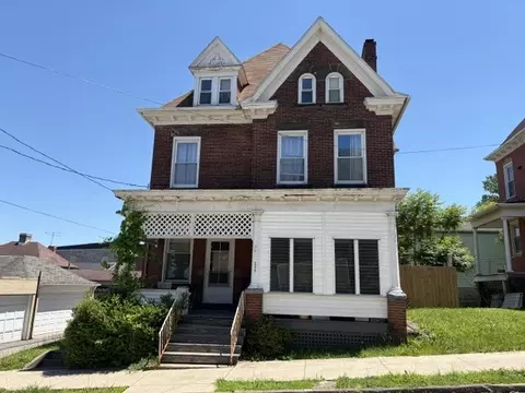 234 3rd St, Charleroi, PA 15022