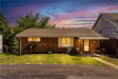 1315 Earlham St, Pittsburgh, PA 15205