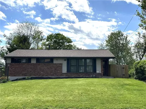 5043 Ozark Dr, Pittsburgh, PA 15239