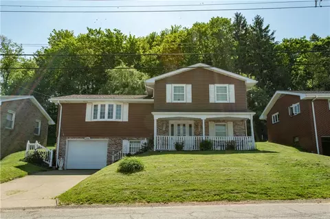 905 Roosevelt Ave, Aliquippa, PA 15001