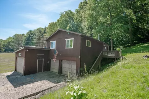 176 Watson Rd, Apollo, PA 15613