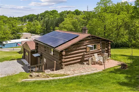 121 Valley Rd, Sewickley, PA 15143