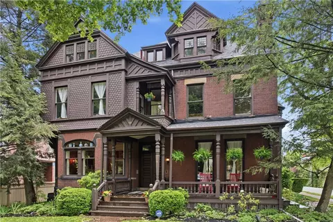 719 Amberson Ave, Pittsburgh, PA 15232