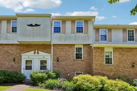 319 Bellford Ct, Cranberry Township, PA 16066