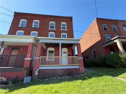521 1st St, Charleroi, PA 15022