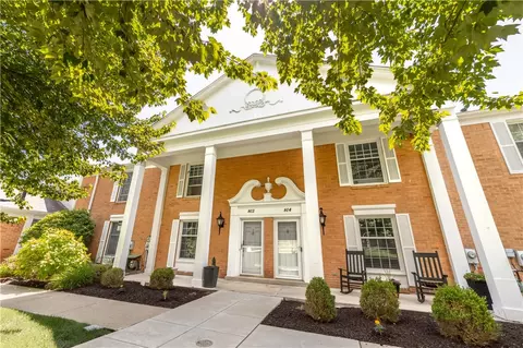 1818 Foxcroft Ln #803, Allison Park, PA 15101