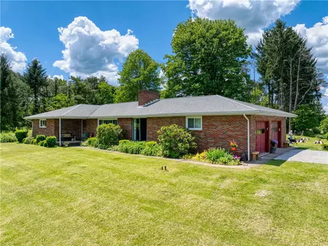 547 Mckinley Rd, Darlington, PA 16115