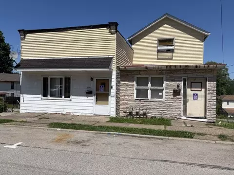 936 Meadow Ave, Charleroi, PA 15022
