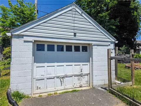 Exterior - 111 Jefferson Dr, Clairton, PA 15025 photo 4 of 9