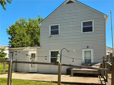 Exterior - 111 Jefferson Dr, Clairton, PA 15025 photo 3 of 9