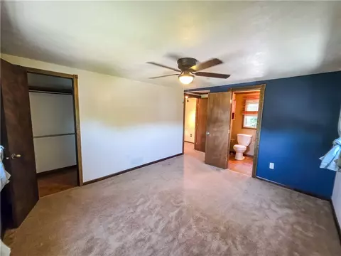Bedroom - 111 Jefferson Dr, Clairton, PA 15025 photo 3 of 10