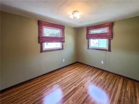 Bedroom - 111 Jefferson Dr, Clairton, PA 15025 photo 8 of 10