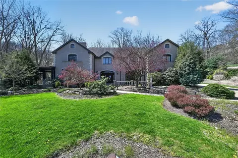 105 Lantern Cir, Canonsburg, PA 15317