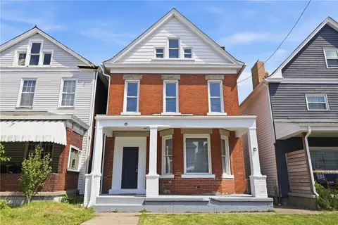 709 E 14th Ave, Homestead, PA 15120