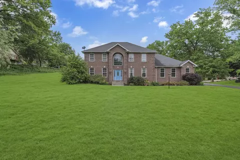 33 St Andrews, Beaver Falls, PA 15010
