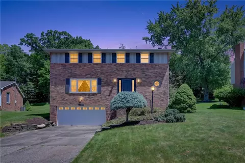 1155 Greenbriar Rd, Bethel Park, PA 15102