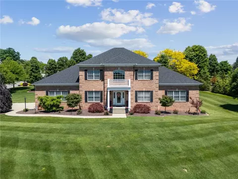 741 Lindwood Dr, Greensburg, PA 15601