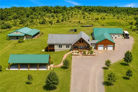 5164 Lincoln Hwy, Stoystown, PA 15563