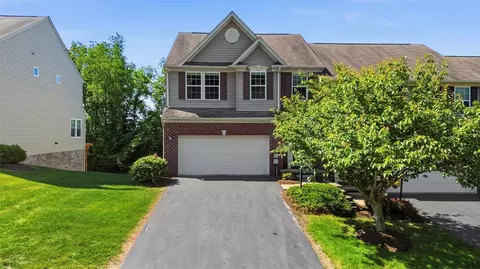 252 Corey Dr, Gibsonia, PA 15044