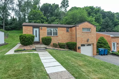 217 Northmont Dr, Verona, PA 15147