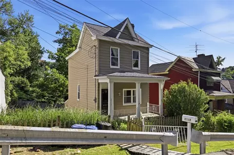 2517 Wiese St, Pittsburgh, PA 15210