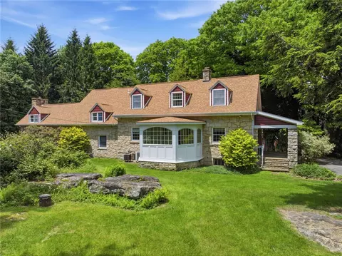 2541 Springfield Pike, Connellsville, PA 15425