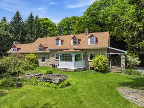 2541 Springfield Pike, Connellsville, PA 15425