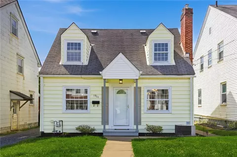 1911 Irwin St, Aliquippa, PA 15001
