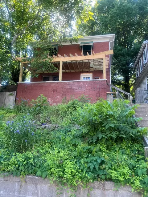 1321 Jeffers St, Pittsburgh, PA 15204