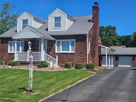 16 Kenneth Ave, New Castle, PA 16105