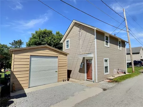 152 N Haft St, Houston, PA 15342