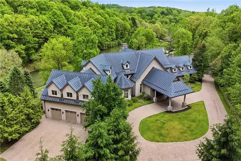 399 Cornetti Rd, Fenelton, PA 16034
